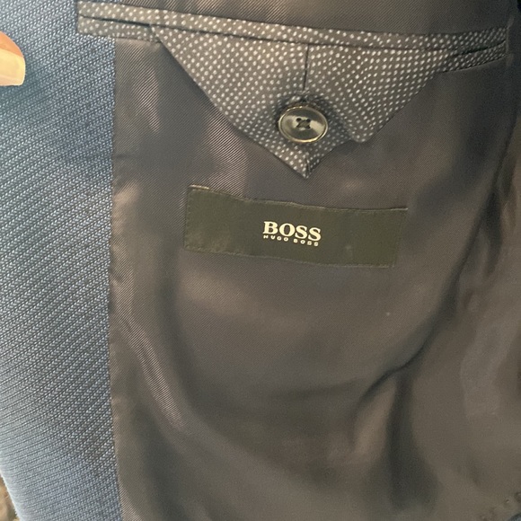 Hugo Boss NWT - Picture 3 of 8